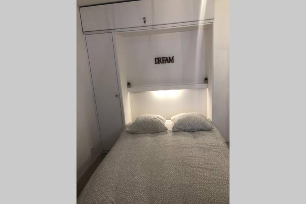 Grand Studio Cabine 30 M² Centre Ville, Refait A Neuf Pour Vous ! Climatise La Grande-Motte Exterior photo